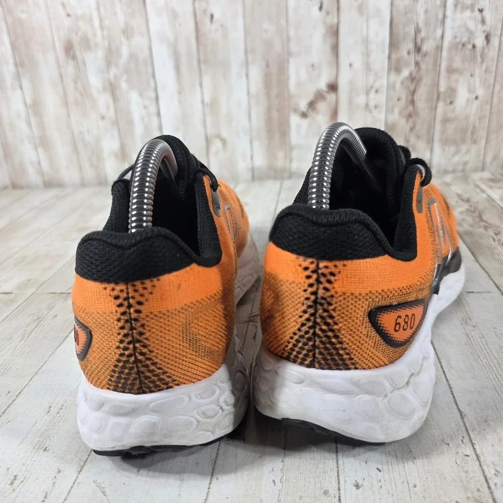 New Balance Fresh Foam 680 v8 Orange Black Running Shoes M680RO8 Womens 8.5 Wide